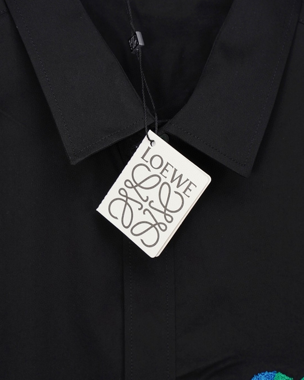 ブランドシャツ角部分ディテール